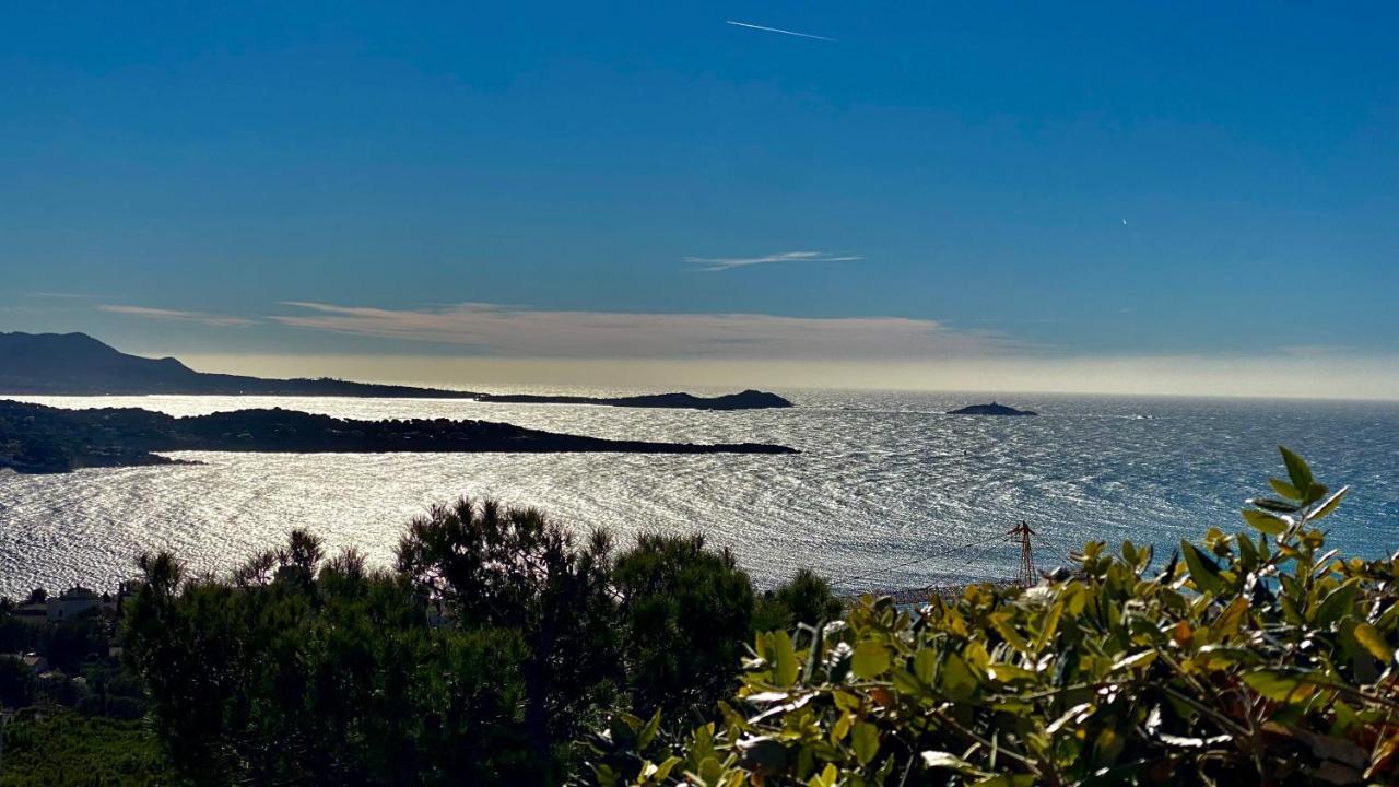 Vue Panoramique Et Piscine *